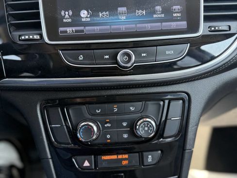 Used 2019 Buick Encore Preferred image 14