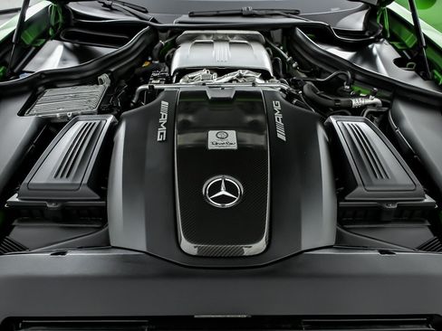 Used 2018 Mercedes-Benz AMG GT R image 17