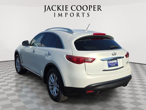 Used 2014 INFINITI QX70 AWD w/ Premium Package image 7