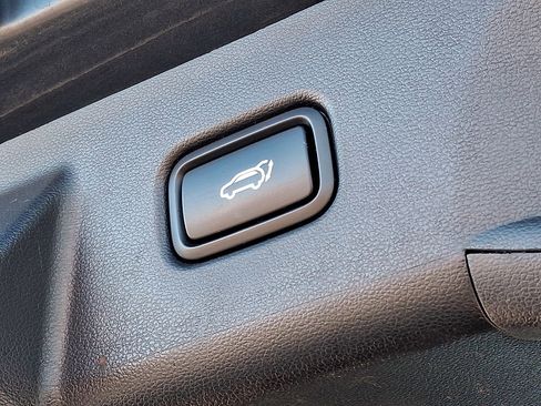 Used 2023 Hyundai Tucson Limited image 31