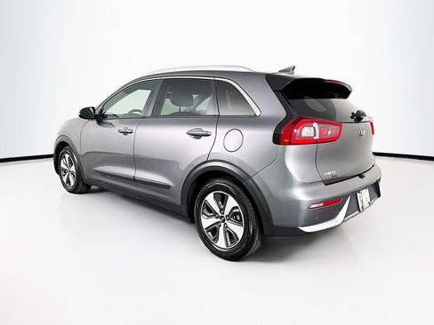 Used 2018 Kia Niro EX w/ EX Premium Package image 7