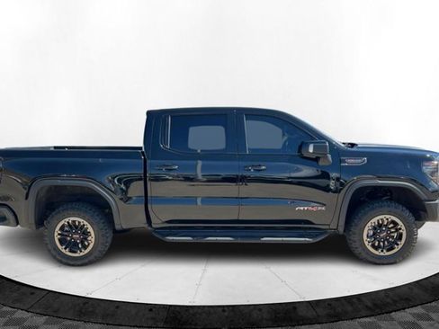 Used 2024 GMC Sierra 1500 AT4X image 6