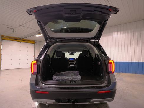 New 2026 Ford Explorer Active image 21