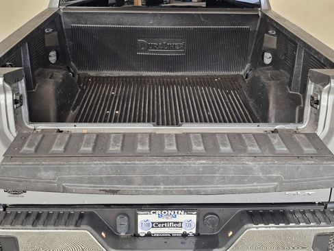 Used 2024 GMC Sierra 1500 SLT image 31