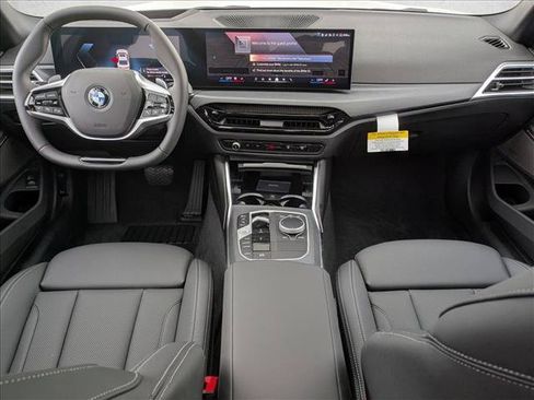 Used 2026 BMW 330i xDrive Sedan AWD/4WD image 16