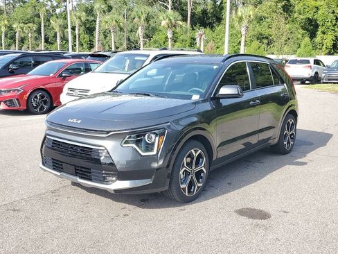 New 2025 Kia Niro EX Touring FWD image 3