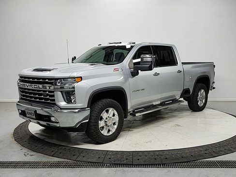 Used 2022 Chevrolet Silverado 2500 LTZ image 3