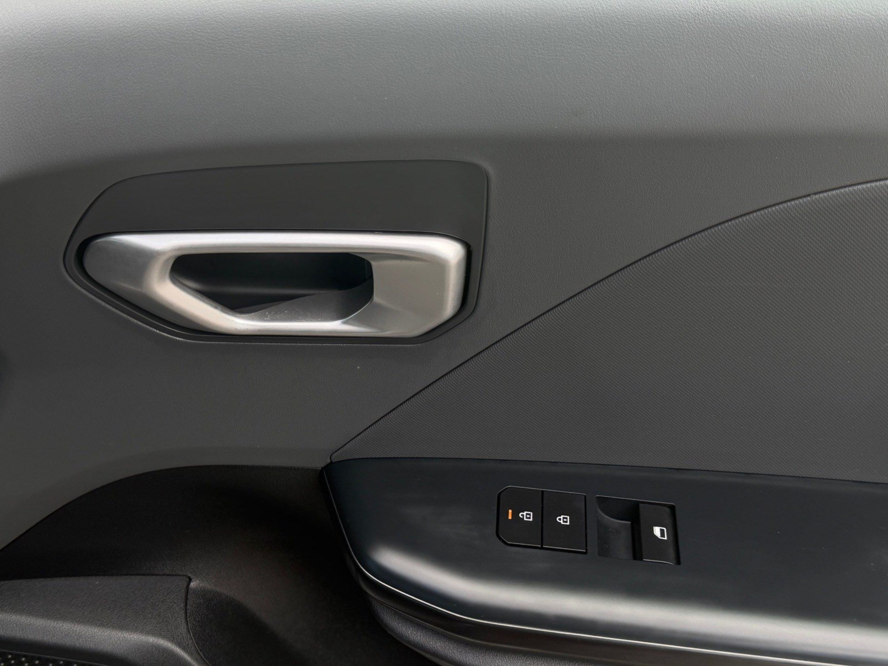 Used 2025 Kia K4 FWD image 18