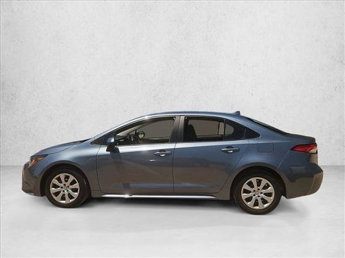 Used 2024 Toyota Corolla LE FWD image 9