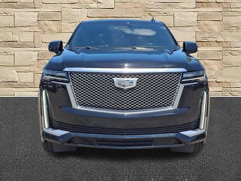 Used 2021 Cadillac Escalade ESV Premium Luxury w/ LPO, Radiant Package AWD/4WD image 5