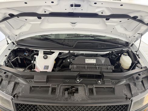 New 2025 Chevrolet Express 3500 w/ Driver Convenience Package image 8
