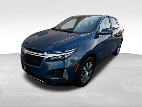 Used 2024 Chevrolet Equinox LT AWD/4WD image 2