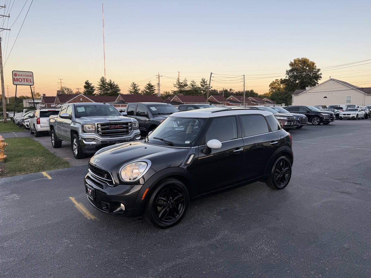 Used 2016 MINI Cooper Countryman S FWD image 2