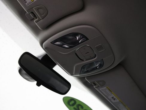 Used 2020 Jeep Compass Latitude image 21