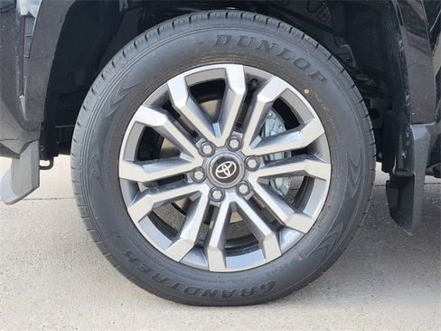 New 2025 Toyota 4Runner Limited image 9