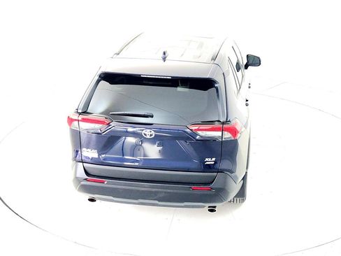 Used 2023 Toyota RAV4 XLE image 17