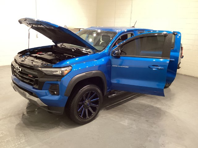 Used 2023 Chevrolet Colorado Z71 w/ Z71 Convenience Package 2 AWD/4WD image 10