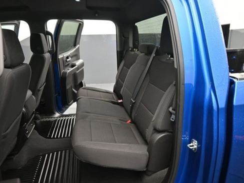 Used 2022 Chevrolet Silverado 1500 Custom w/ LPO, Dark Essentials Package AWD/4WD image 10