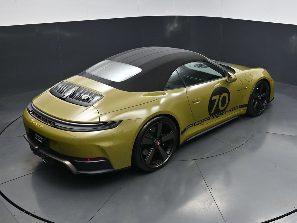Certified 2026 Porsche 911 GTS RWD image 24