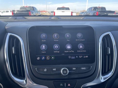 Used 2022 Chevrolet Equinox LT image 12