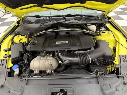 Used 2021 Ford Mustang GT Premium image 9