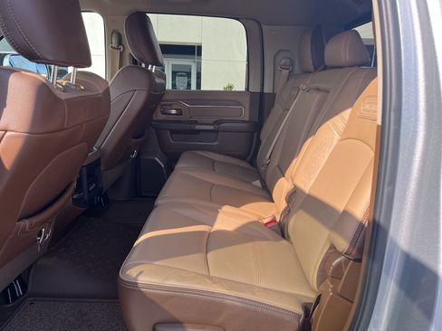 Used 2019 RAM 2500 Limited image 14