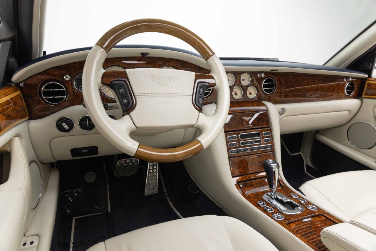Used 2008 Bentley Arnage R RWD image 6