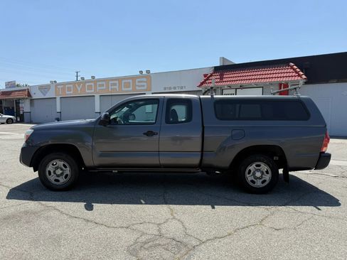 Used 2015 Toyota Tacoma 2WD Access Cab image 4