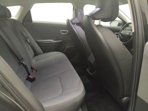 Used 2025 Kia K4 FWD image 19