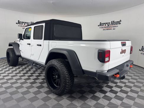 Used 2023 Jeep Gladiator Mojave w/ Cold Weather Group AWD/4WD image 9