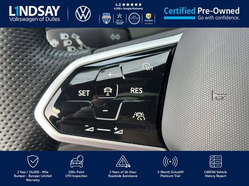 Certified 2022 Volkswagen Tiguan SE R-Line image 21