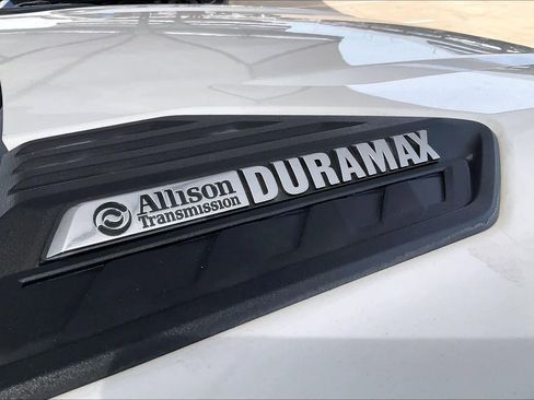 Used 2022 Chevrolet Silverado 2500 LT w/ Fleet Comfort Package image 10