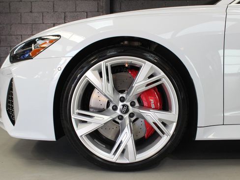 Used 2023 Audi RS 6 image 4