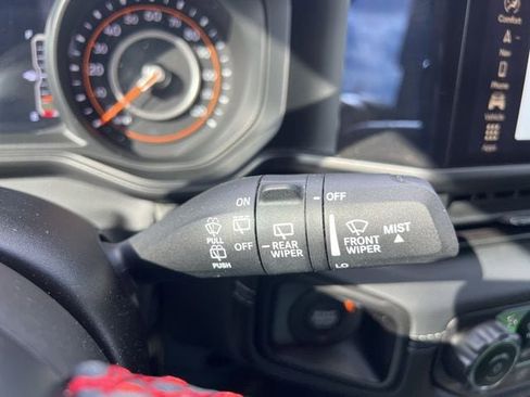 Certified 2024 Jeep Wrangler Unlimited Rubicon image 23