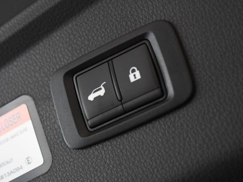 New 2026 Mitsubishi Eclipse Cross SEL AWD/4WD image 22