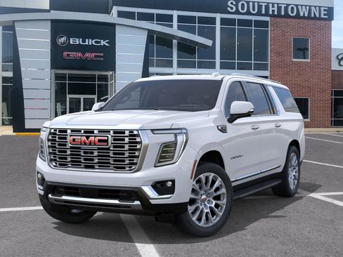 New 2026 GMC Yukon XL Denali image 30