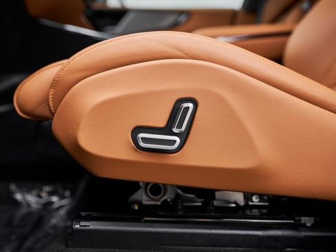 Used 2025 Ferrari Purosangue image 43