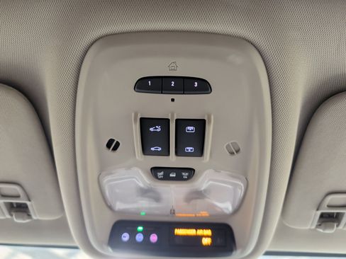 Used 2023 Buick Encore GX Essence w/ Experience Buick Package image 12