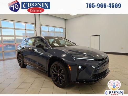 New 2025 Toyota Crown Signia image 1