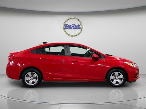 Used 2018 Chevrolet Cruze LS FWD image 6