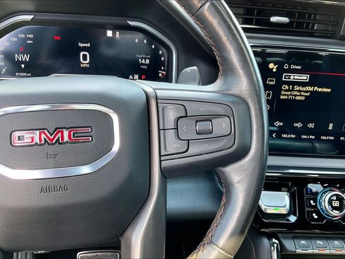 Used 2022 GMC Sierra 1500 AT4 w/ AT4 Premium Package AWD/4WD image 25