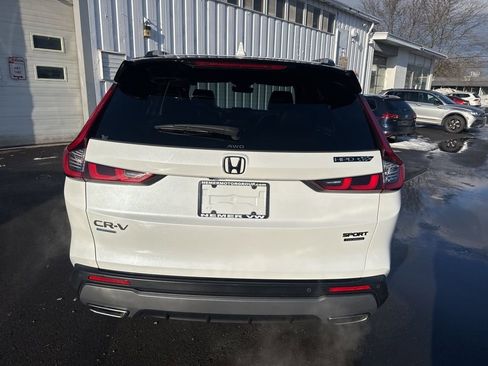 Used 2023 Honda CR-V Sport Touring image 5