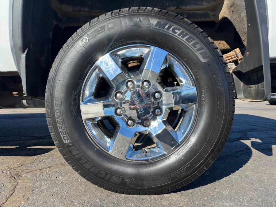 Used 2015 GMC Sierra 2500 SLE AWD/4WD image 13