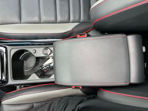 Used 2023 Volkswagen GTI Autobahn image 41