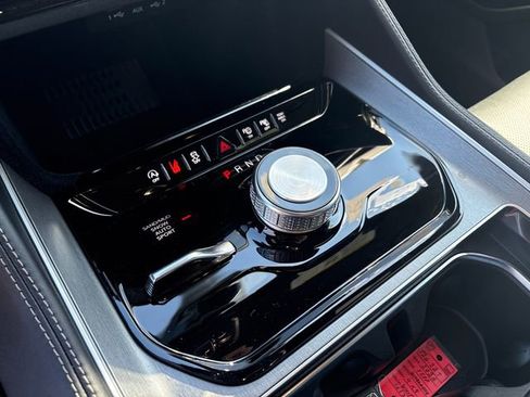 New 2026 Jeep Grand Wagoneer L 4WD image 22