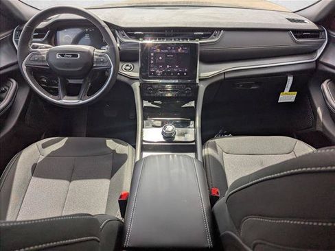 New 2026 Jeep Grand Cherokee L 4WD image 12