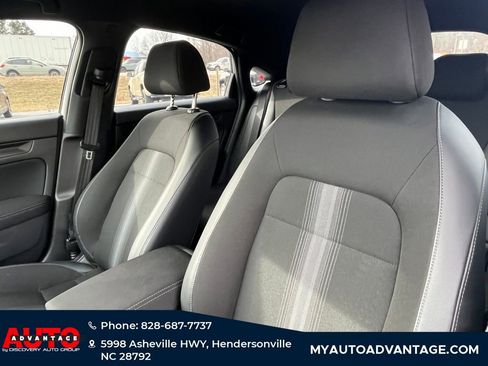 Used 2023 Honda Civic Sport image 8