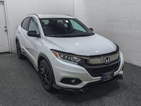 Used 2022 Honda HR-V Sport image 2