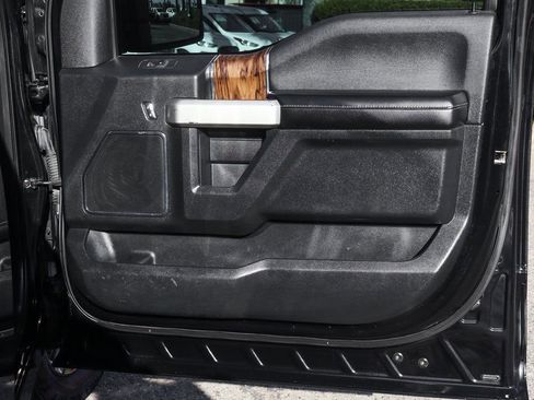 Used 2018 Ford F150 Lariat w/ Equipment Group 502A Luxury AWD/4WD image 48