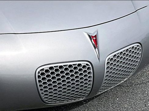 Used 2007 Pontiac Solstice Convertible w/ Premium Package image 23